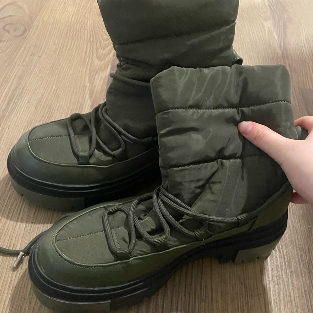 Dollskill puff snow boots dark green